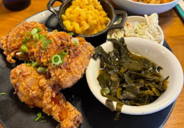 Pinewood Social signature dishes Bone-In Porkchop
Salmon + Shrimp
Roasted Chicken